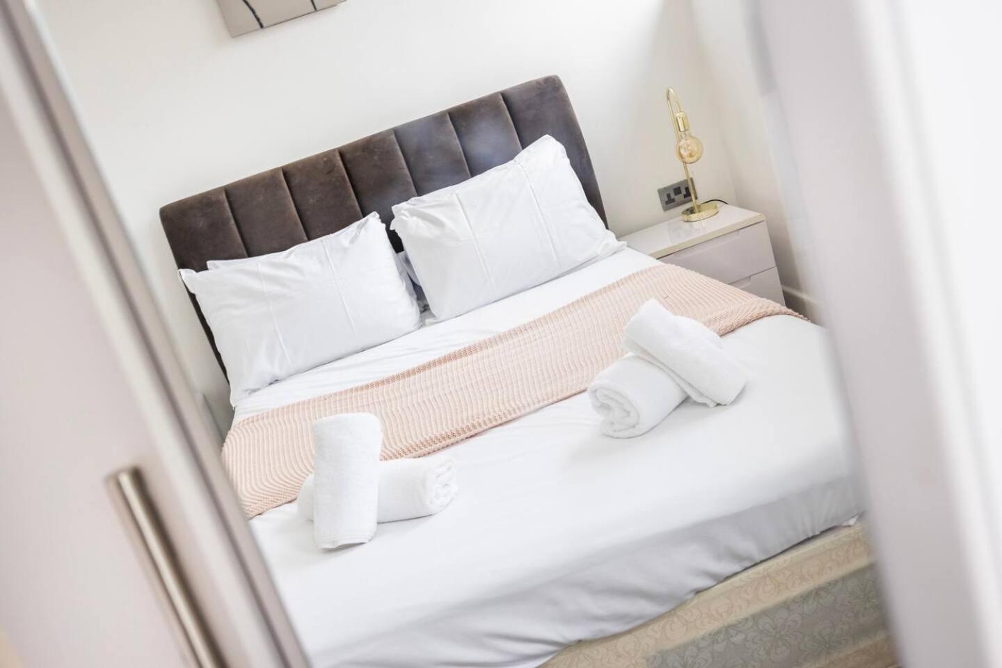Casa vacanze Chic Steps From Liverpool Street *