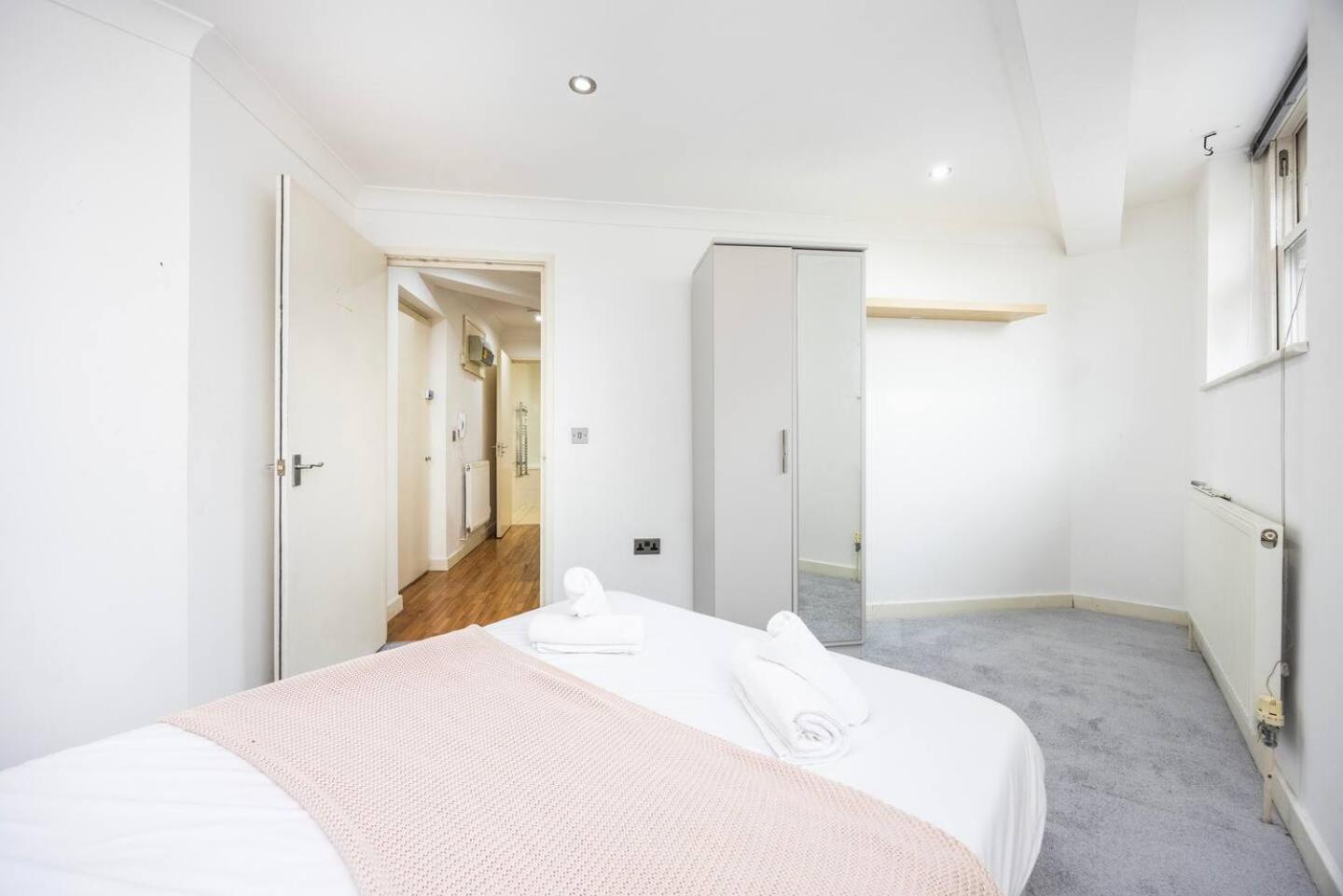 Chic Steps From Liverpool Street * Londra